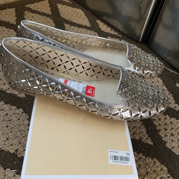 Michael Kors flats!!! - Picture 4 of 4